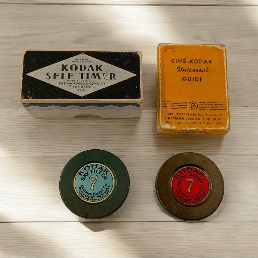 Lot Of Vintage Eastman Kodak Camera Accessories, Timer, Universal Guide, Lenses - Picture 5 of 7